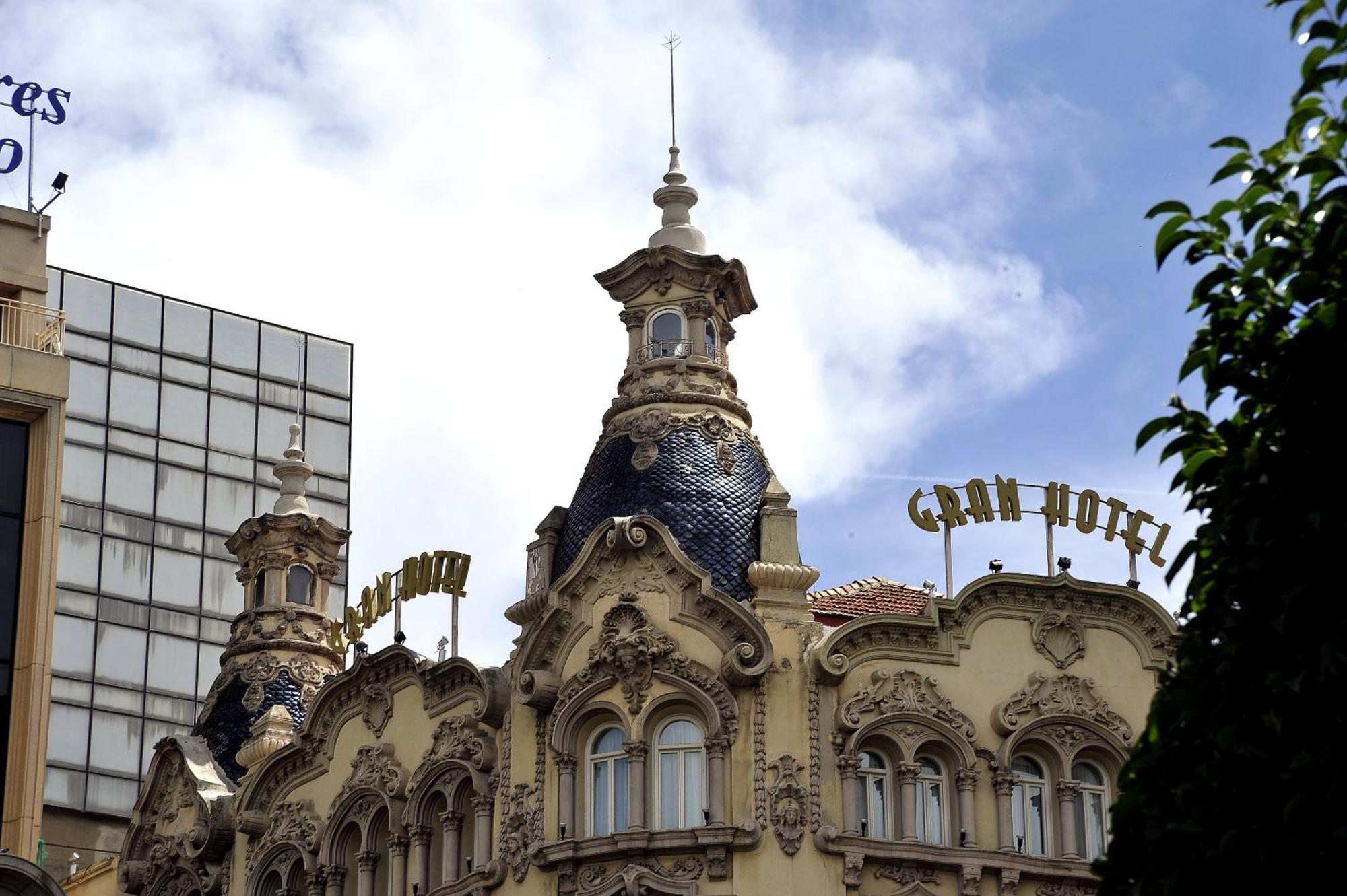 4 Hoteles de Lujo cerca del Teatro de la Paz que Merecen la Pena