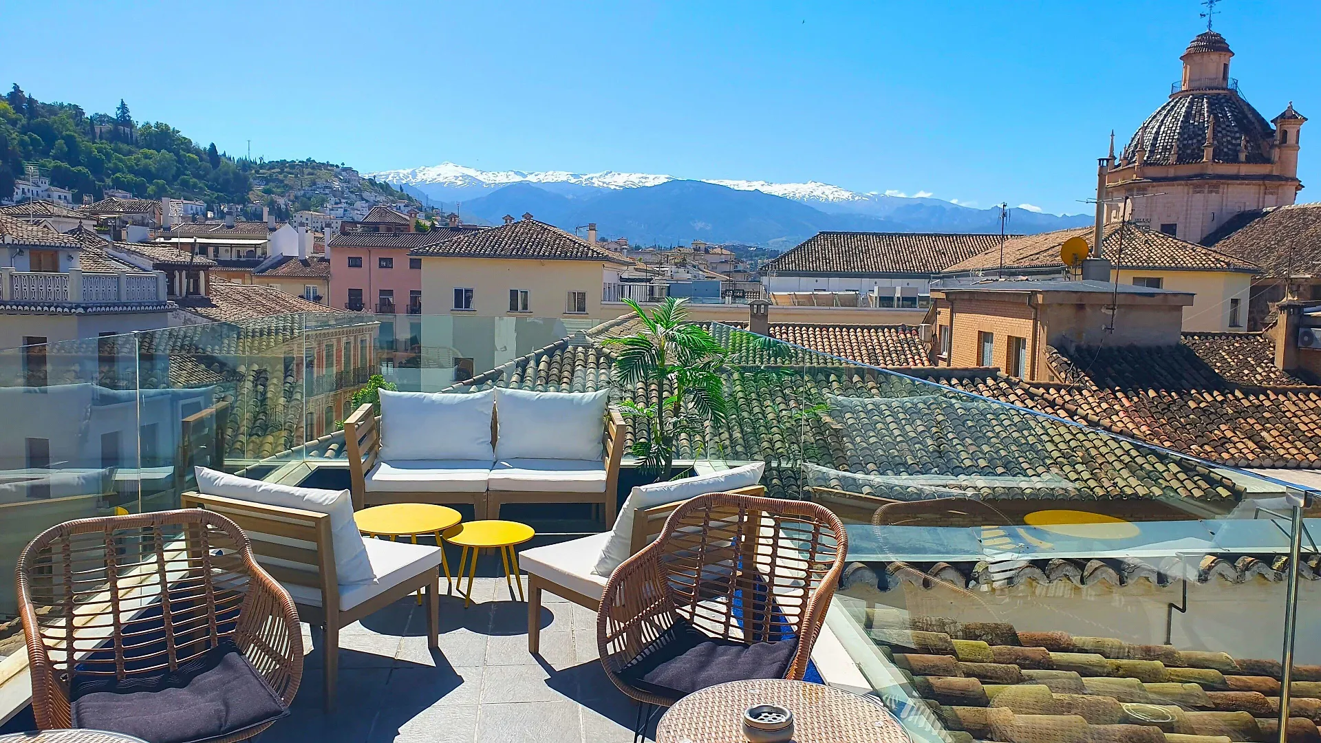 12 Hoteles Románticos en el Centro de Granada que Vale la Pena Reservar