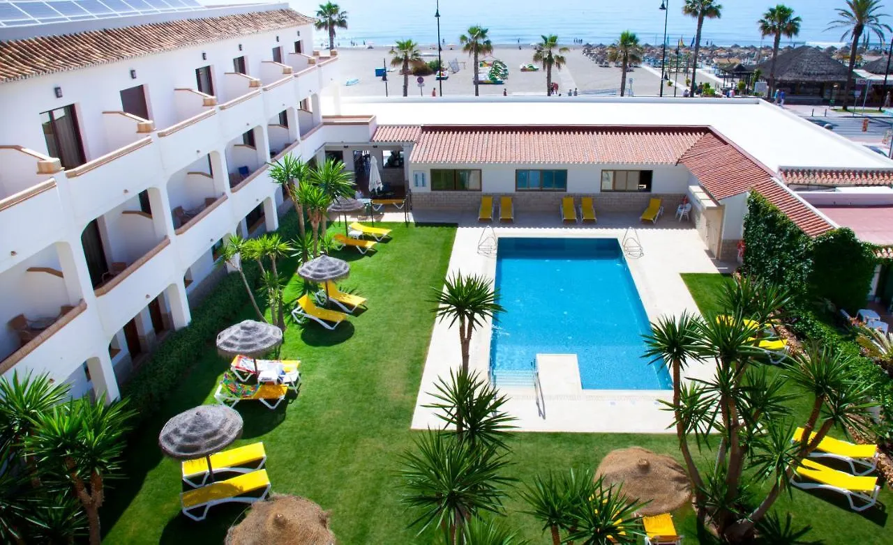 Dónde Alojarse en Bajondillo: 4 Hoteles para Familias