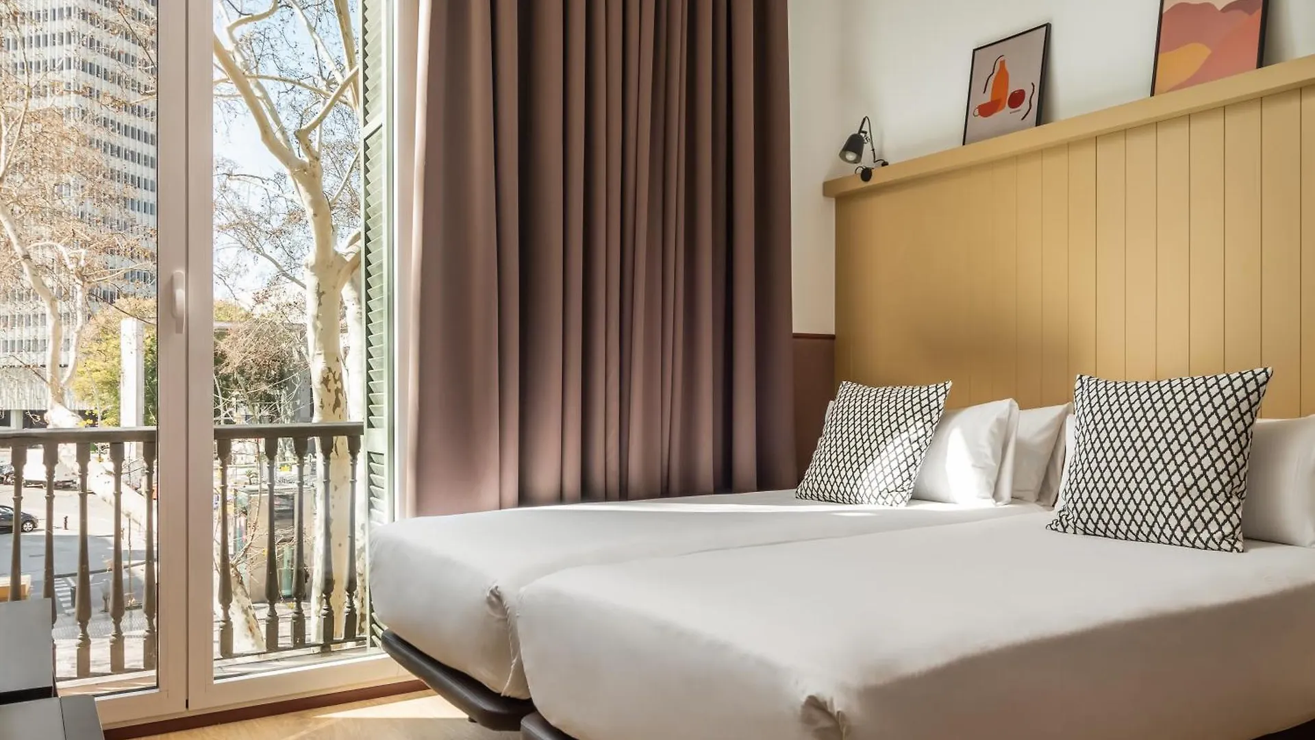 15 Hoteles Económicos Cerca del Raval que Vale la Pena Reservar