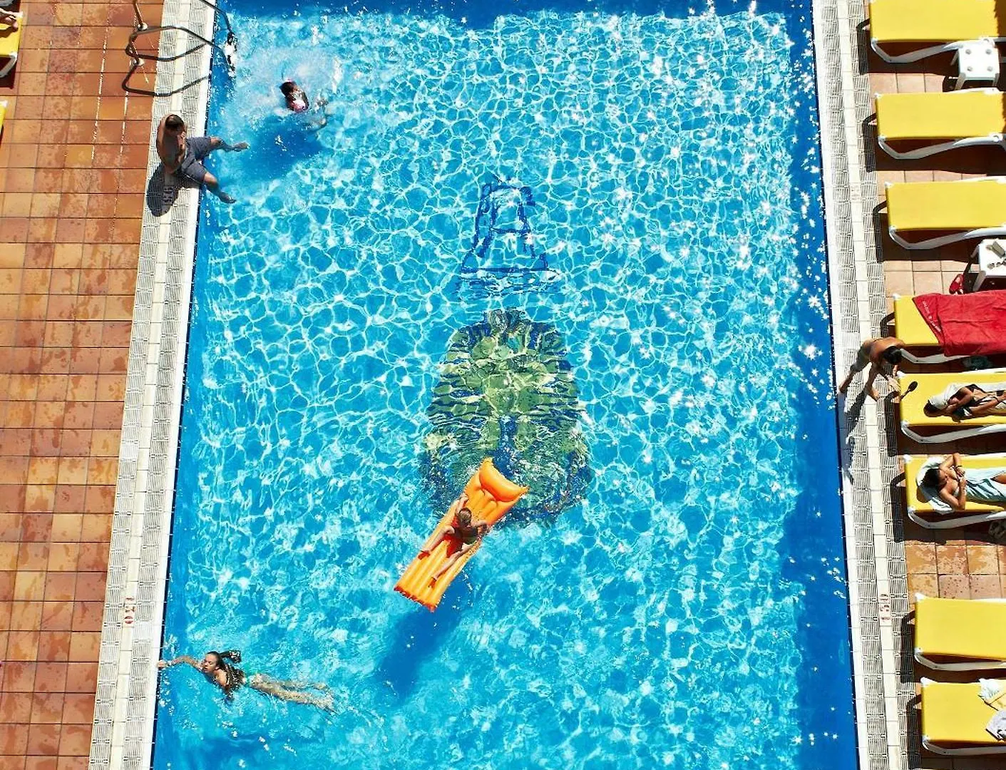 15 Hoteles en el Centro de Lloret de Mar que Vale la Pena Reservar