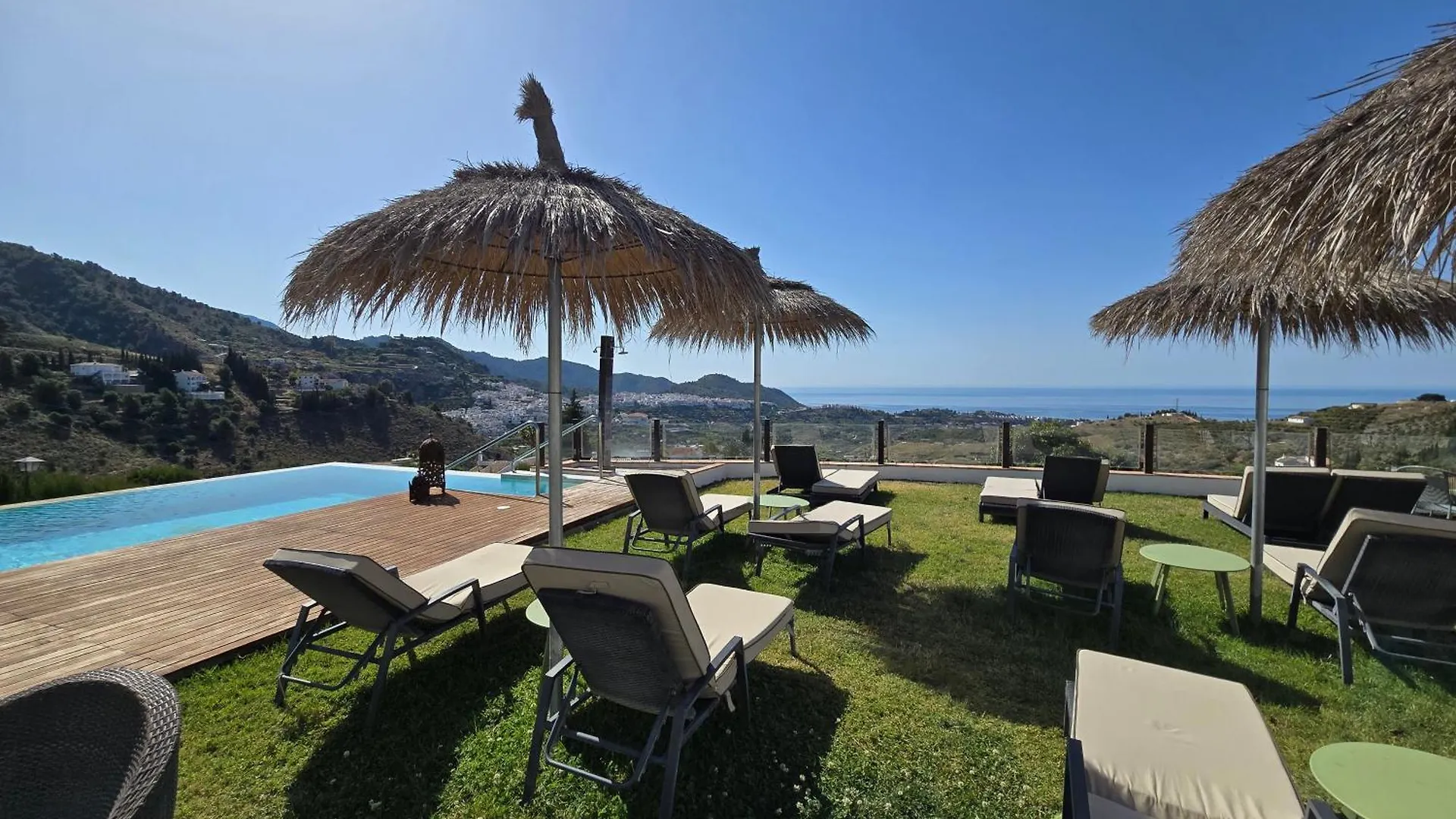 16 Hoteles Baratos en Andalucía que No Decepcionan