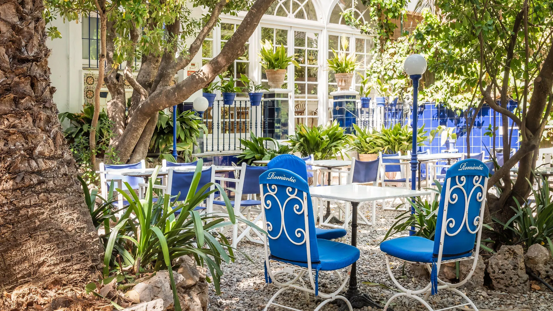 6 Hoteles Céntricos cerca del Can Papiol que Merecen tu Reserva