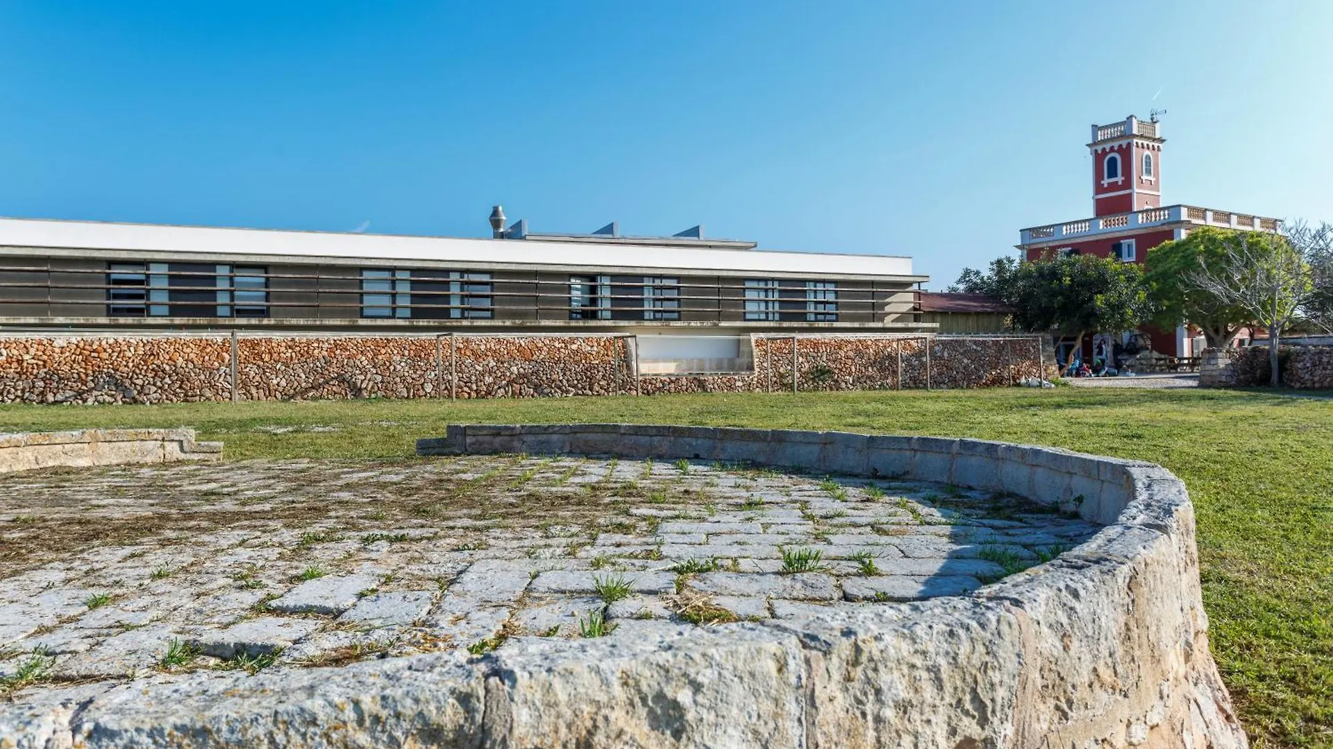 Cerca de Naveta des Tudons: 5 Hoteles Baratos Comparados