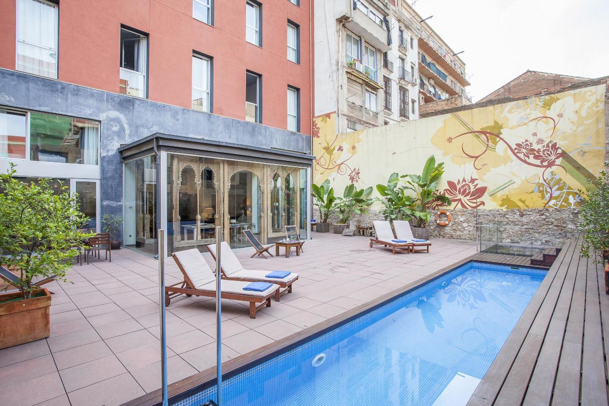 15 Hoteles Románticos en el Raval que Vale la Pena Reservar